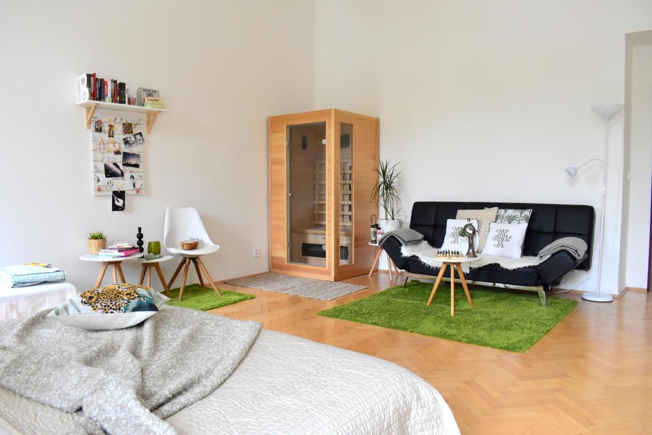 Wellness Apartments Florenc Praga Exterior foto