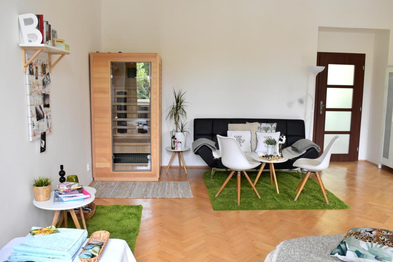 Wellness Apartments Florenc Praga Exterior foto