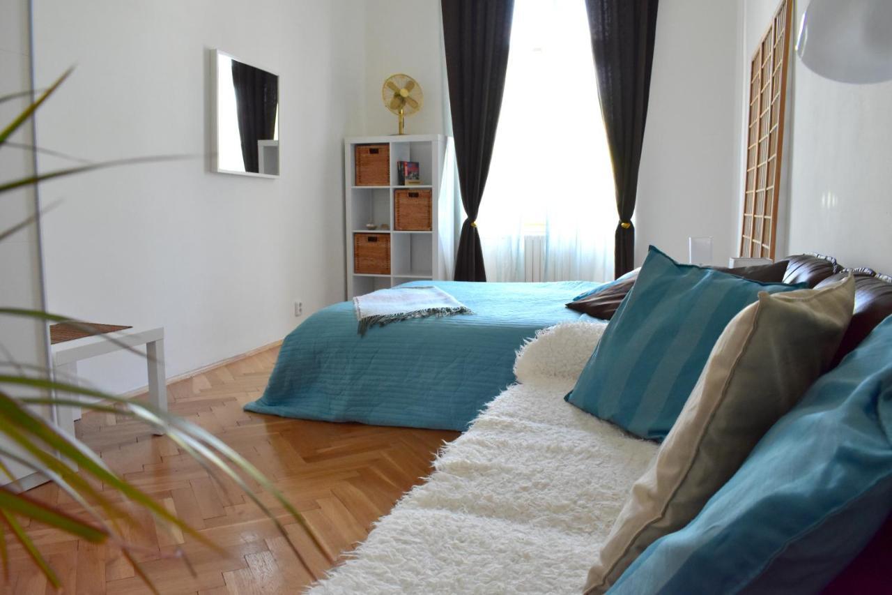 Wellness Apartments Florenc Praga Exterior foto