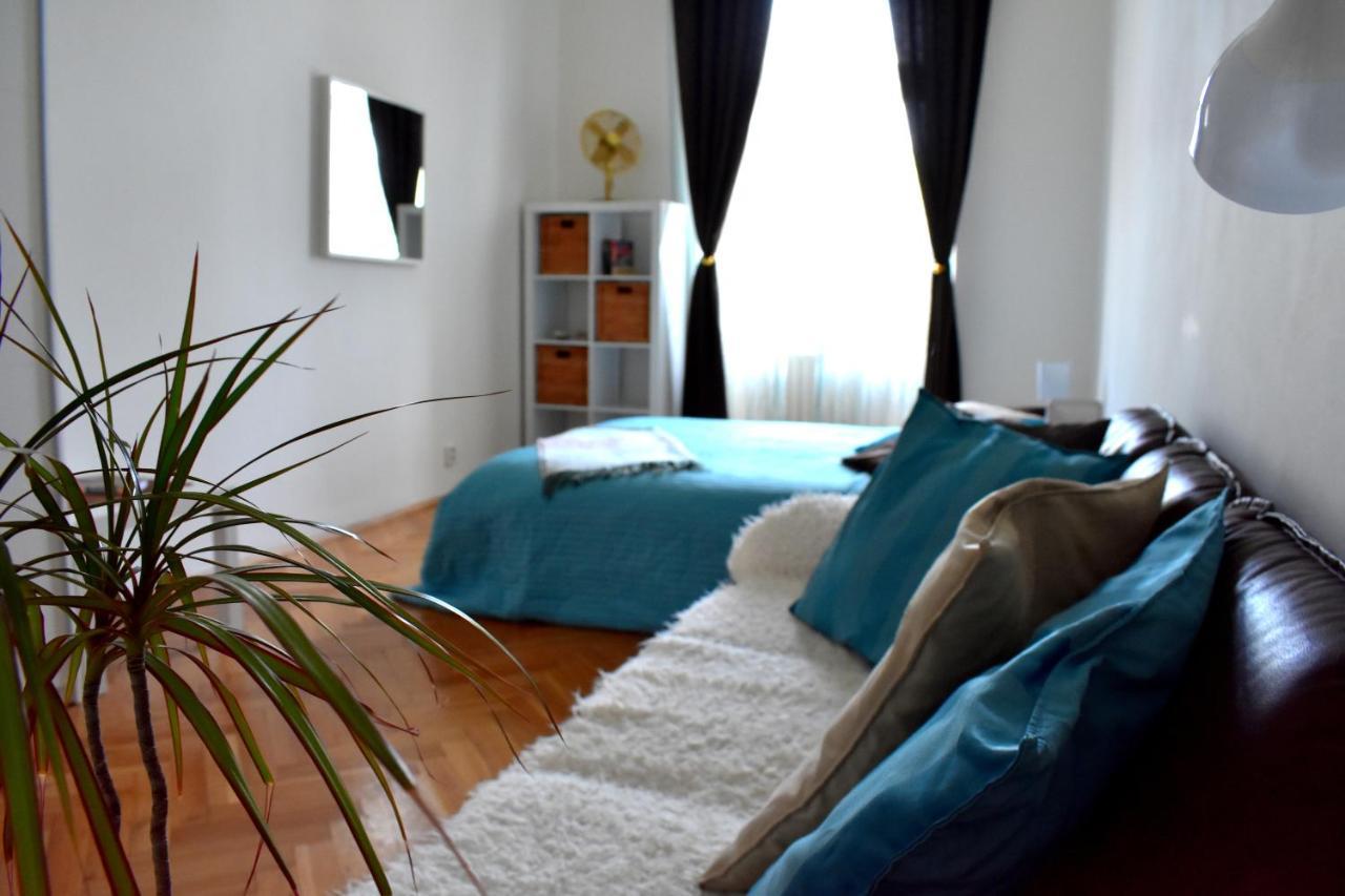 Wellness Apartments Florenc Praga Exterior foto